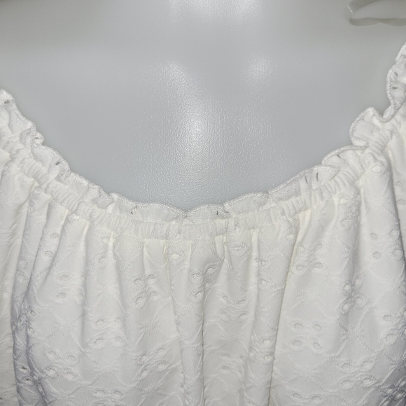 MELISSA Paige White Eyelet 3/4 Bell Sleeve Ruffle Collar Boho Tunic Top Blouse - Picture 4 of 8